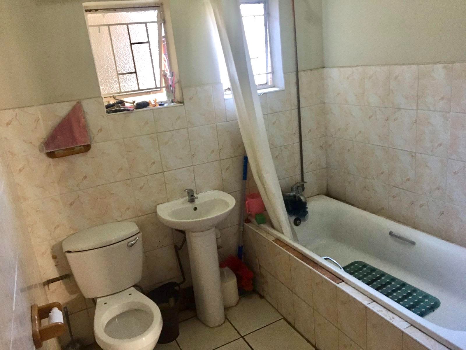 2 Bedroom Property for Sale in Potchefstroom North West